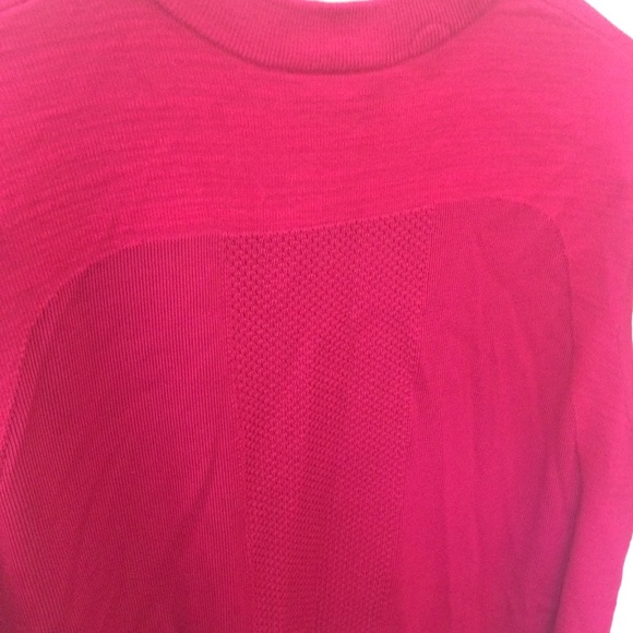 Nike Women's Tech Knit Sleeveless Top - Picture 4 of 4